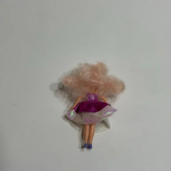 Vintage 1993 Princess of the Flowers Fairy Cherie doll and playset - Picture 12 of 12